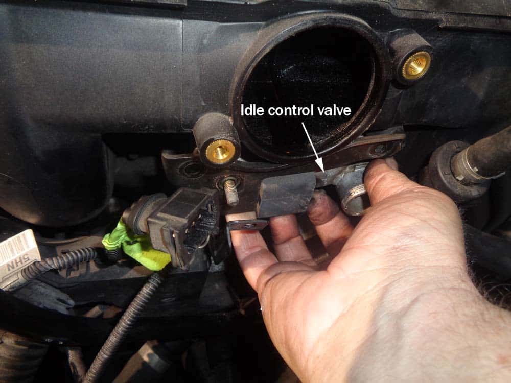 See U284U repair manual